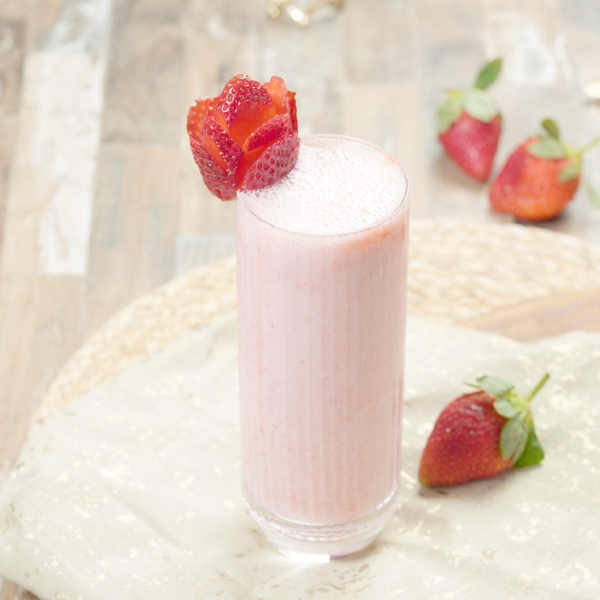 STRAWBERRY MILKSHAKE